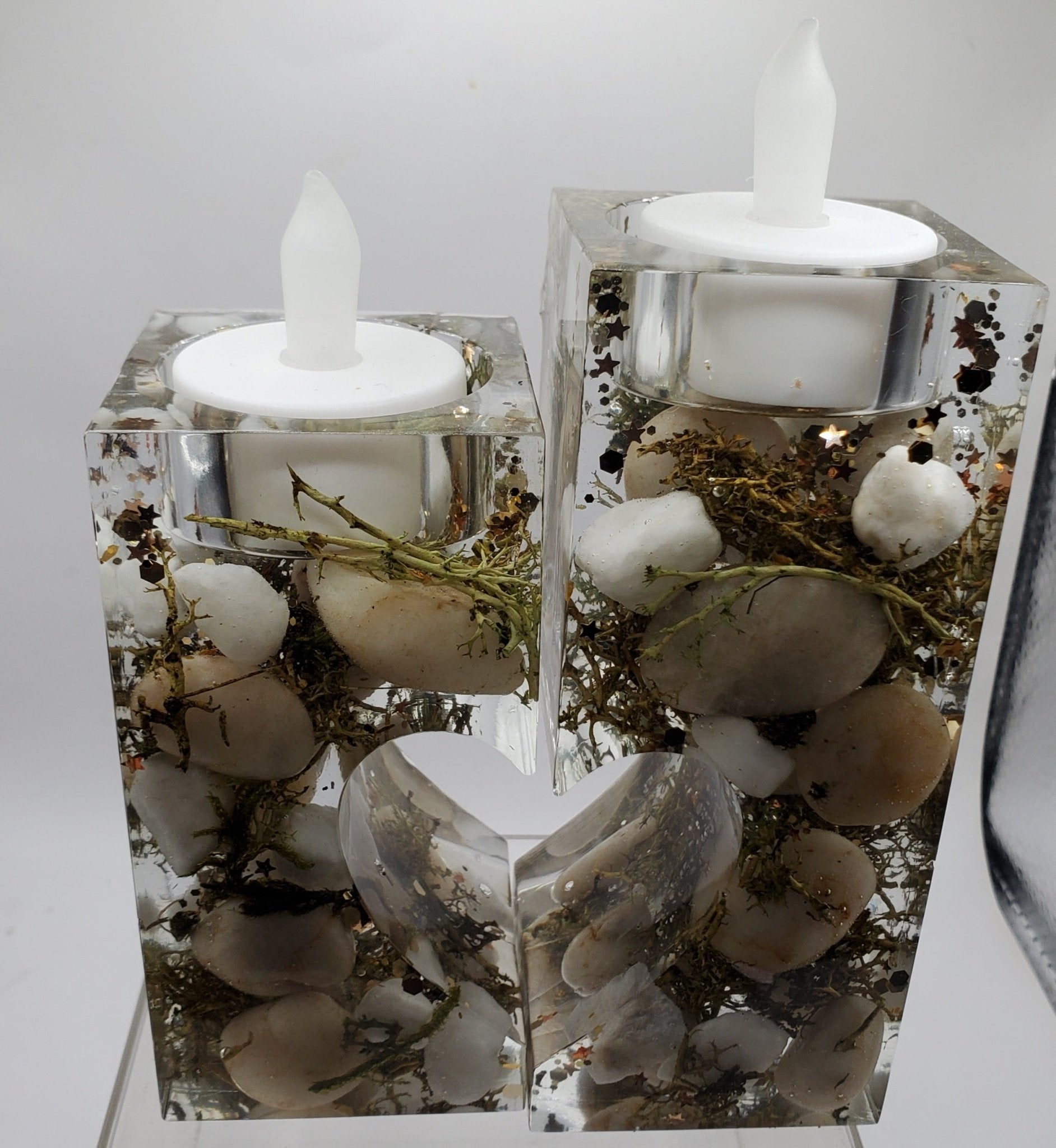 Heart Shaped Tealight Candle Holder - Helloboutiq LLC